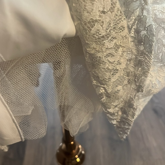 B. Darling Dress - Picture 13 of 15